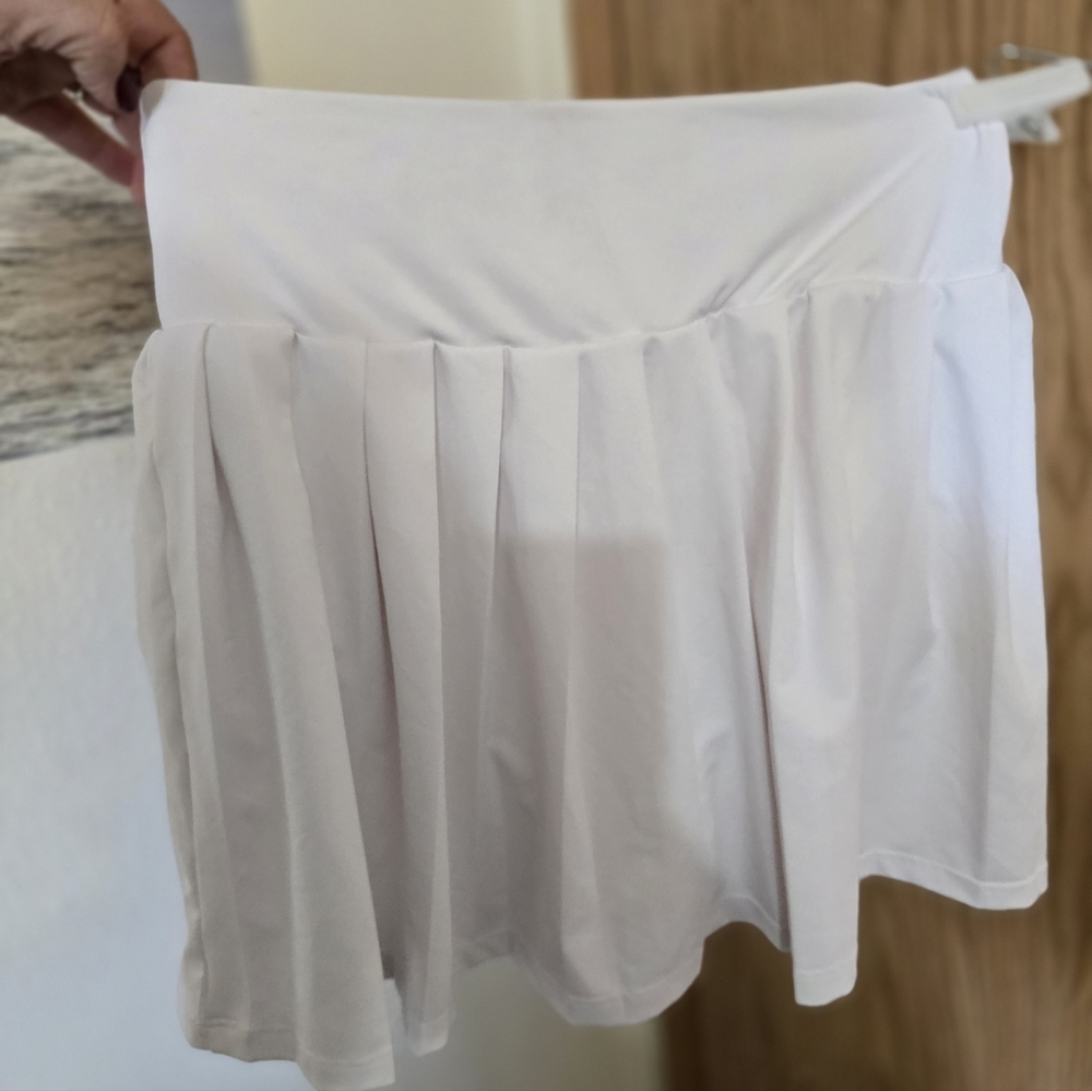 Lumi Classic White Pleated Tennis Skirt